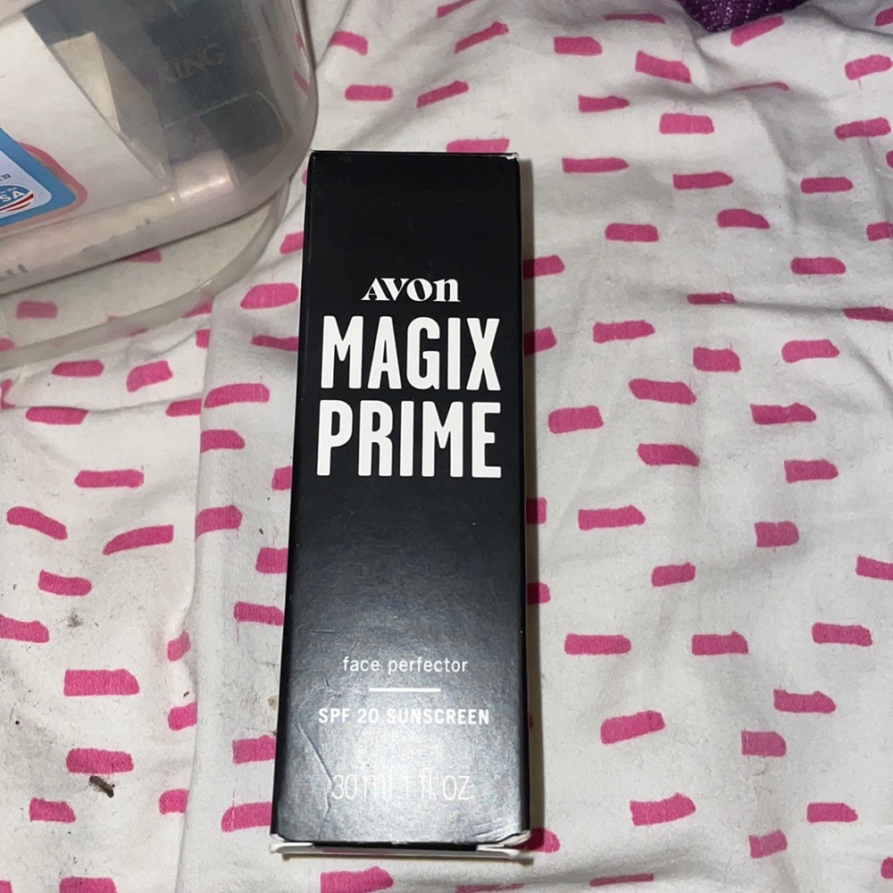 Avon magix prime primer brand new in box